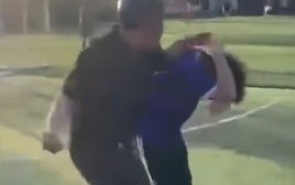 Công an xác minh clip nam sinh lớp 9 bị bạn đánh tới tấp