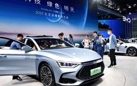 Nóng: Một hãng xe điện tuyên bố sa thải 100.000 nhân sự vì doanh số giảm 6 tháng liên tiếp