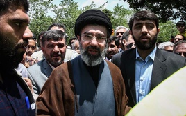 Đại sứ Nga bác tin lãnh tụ Iran sang Nga, tiết lộ vị trí hiện tại