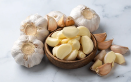 5 lợi ích bất ngờ của việc ăn tỏi sống mỗi ngày