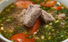 Cặp vợ chồng trẻ cùng mắc ung thư gan: Bác sĩ "vạch mặt" thủ phạm trong món sườn heo quen thuộc