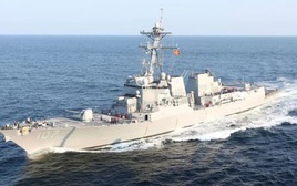 Hải quân Mỹ ráo riết áp sát bờ biển Iran, nằm trọn trong hỏa lực đối phương