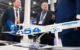 Máy bay Tu-454 thế hệ mới của Nga lần đầu tiên được trưng bày tại Kazan