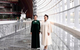 Công trình Phu nhân Ngô Phương Ly vừa thăm: Bao quanh bởi hồ nhân tạo, có lối vào qua hành lang ngầm