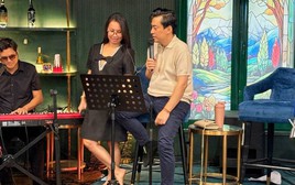 Hội ngộ Lam Trường trước live concert "Vé về thanh xuân", Cẩm Ly chia sẻ cảm xúc với đúng 3 từ