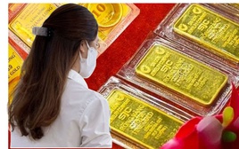 Người phụ nữ ở Hà Nội mất trắng 82 tỷ vì chiêu lừa tinh vi: Kịch bản lừa đảo mới cực kỳ nguy hiểm