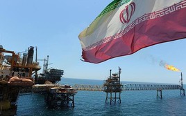 Giá dầu lao dốc hơn 11% ngay khi Iran báo tin không thể vui hơn từ eo biển Hormuz