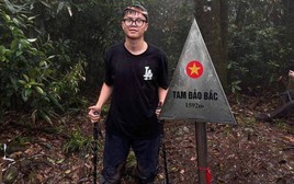 Hơn 100 người cùng flycam tìm kiếm nam sinh mất tích khi leo núi Tam Đảo