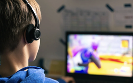 Cảnh báo nóng sau vụ thiếu niên tử vong vì "cày" game xuyên đêm