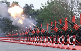 Việt Nam bắn 21 loạt đại bác chào mừng Tổng thống Hàn Quốc Lee Jae Myung