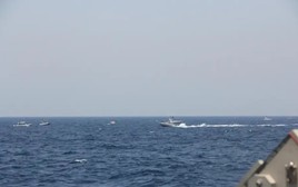 Mỹ bất lực trước ‘hạm đội muỗi’ của Iran