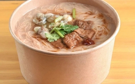 Một thói quen cực phổ biến khi ăn đồ mang về: tưởng tiện mà lại khiến vi nhựa "đi thẳng vào bụng"