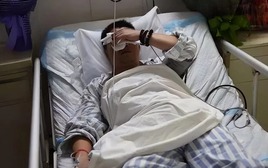 Người đàn ông 52 tuổi ngày nào cũng nghi ngờ vợ ngoại tình, đi khám lộ ra căn bệnh mắc từ 20 năm trước