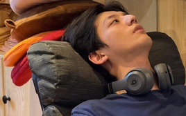 Các bác sĩ khuyên: Dấu hiệu nguy hiểm nhất của ung thư phổi KHÔNG PHẢI đau ngực, mà là sự xuất hiện của 4 thứ