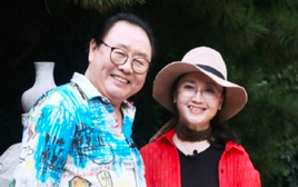 "Trư Bát Giới" Mã Đức Hoa: Viết 300 thư tay, tặng vợ nhẫn kim cương ở sân bay