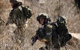 Cái bắt tay khiến Mỹ và Israel lâm cảnh khó khăn hơn