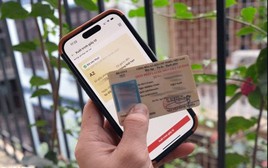 Đã có VNeID nhưng vẫn bị phạt nếu không mang GPLX bản cứng khi ra đường trong trường hợp sau   