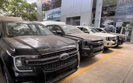 Doanh số xe chạy dầu diesel giảm một nửa, đại lý tồn kho lớn