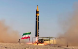 Mỹ đổ quân trên bộ, Iran cảnh cáo tấn công vượt khỏi Trung Đông