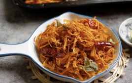 Ăn vặt kiểu “chống đói” tưởng vô hại, ai ngờ 5 món quen mặt này lại không thể thay cơm, ăn nhiều chỉ hại dạ dày