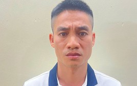 Bắt đối tượng chuyên cho học sinh vay lãi nặng