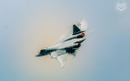 Đích thân đến tận Nga "soi cánh" Su-57, đây là quốc gia Đông Nam Á đầu tiên chốt đơn?