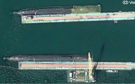 Cách xa 7.400km, tàu ngầm Nga vẫn phải giăng lưới chống UAV Ukraine