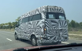 Một mẫu ô tô mới tinh chạy thử trên đường ở Việt Nam, dân mạng khẳng định xe của THACO