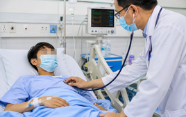 Nhịn cơm nhưng liên tục uống trà sữa, nam sinh 14 tuổi nguy kịch vì tiểu đường