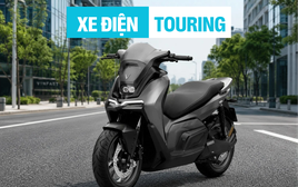 Lộ xe máy điện VinFast hoàn toàn mới tại Việt Nam: Thiết kế phong cách touring, động cơ đặt giữa, kính chắn gió cỡ lớn thoải mái đi phượt