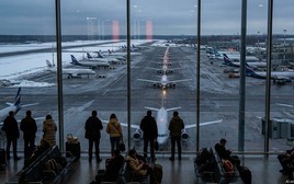 Sân bay Pulkovo bị UAV tấn công: Nga hoãn và hủy hàng chục chuyến bay