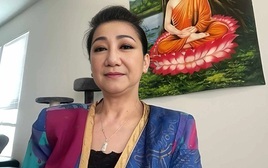 Nữ NSƯT từ Mỹ về nói thẳng khán giả ngày nay: "Không còn dễ dãi"