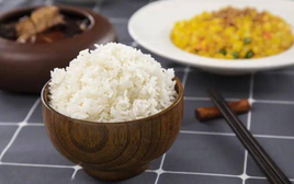Ăn cơm nguội có lợi ích gì?