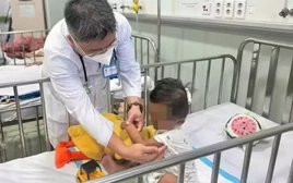 Làm gì trước tiếng ‘kêu cứu’ của trẻ từ chính mái ấm gia đình?