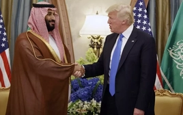 Phía sau quyết định đột ngột của Tổng thống Trump ở eo biển Hormuz