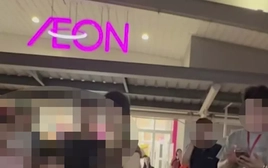 Tin mới vụ nhân viên bảo vệ Aeon Mall Long Biên nói khách hàng ăn trộm đồ