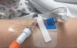 Bé gái 12 tuổi chẳng làm gì cũng mệt rã rời, mẹ cho đi khám mới phát hiện tất cả các cơ quan đều thiếu 1 thứ…