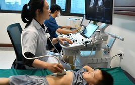 Trẻ dưới 6 tuổi phải khám sức khỏe định kỳ ít nhất 1 lần/năm