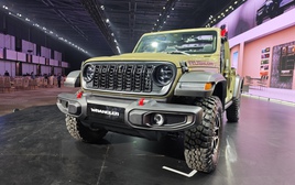 Jeep Wrangler 2026 đầu tiên về Việt Nam, giảm gần 900 triệu đồng so với bản cũ