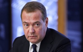 Ông Medvedev tuyên bố Iran không thua, cảnh báo Israel sẽ trả đũa