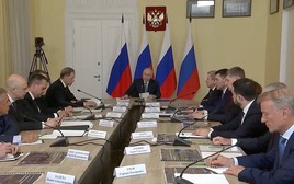 Tổng thống Putin: Máy bay Nga vượt trội so với các đối thủ nước ngoài