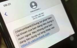 Nhận được tin nhắn này từ Vietcombank, tuyệt đối không bấm vào