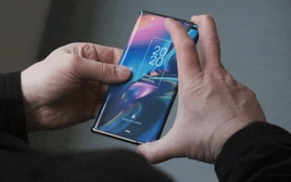 Samsung đang tăng tốc ra mắt điện thoại màn hình cuộn, và trông nó sẽ như thế này