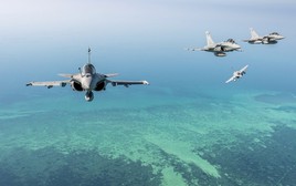 'Gáo nước lạnh' cho Nga khi Ấn Độ chọn mua 114 tiêm kích Rafale thay vì Su-57?