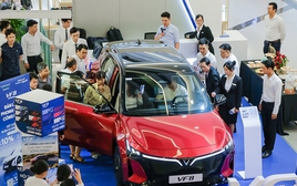 Giảm 600kg, chạy 500km/sạc: Xe mới nhất VinFast có gì mà khiến hơn 12.000 người xuống tiền?