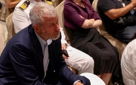 Tỷ phú Nga Abramovich tới Ukraine chuyển thông điệp