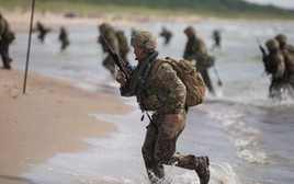 NATO nói thẳng mục đích hạm đội áp sát Kaliningrad