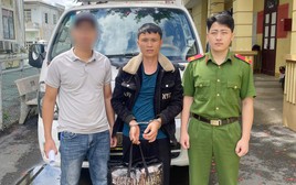 Lò Văn Thái 29 tuổi ra đầu thú
