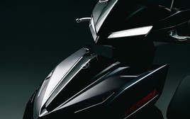 Hãng xây nhà máy ở TP.HCM ra mắt xe tay ga mới: Thiết kế thể thao, ABS 2 kênh, thách thức Honda SH và Vario