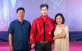Á vương Minh Tuấn ra mắt vai trò ca sĩ, mẹ là nguyên Phó giám đốc Nhà hát Công an Nhân dân nói gì?